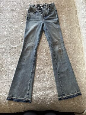 Classic High-Rise Women's Flared Jeans - Light Blue